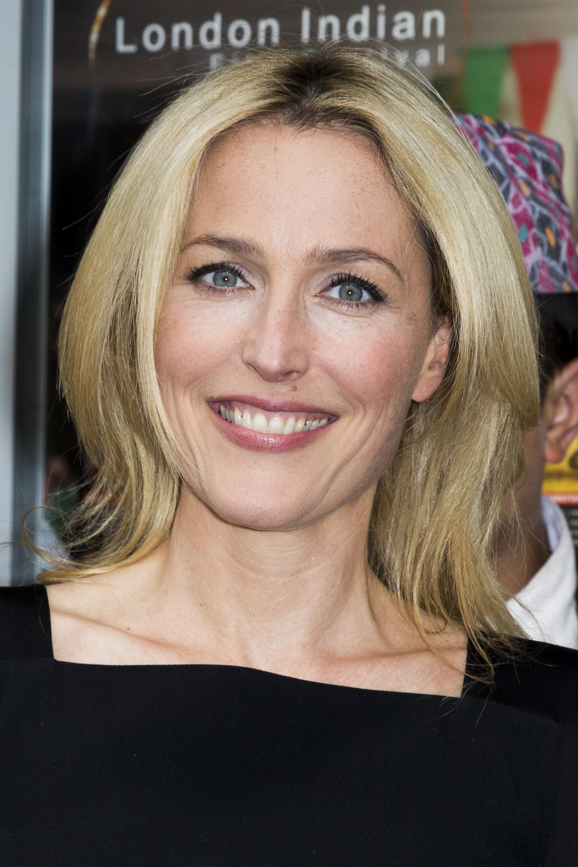 Gillian Anderson 552